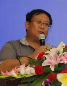 叶进：业精于勤 行成于思